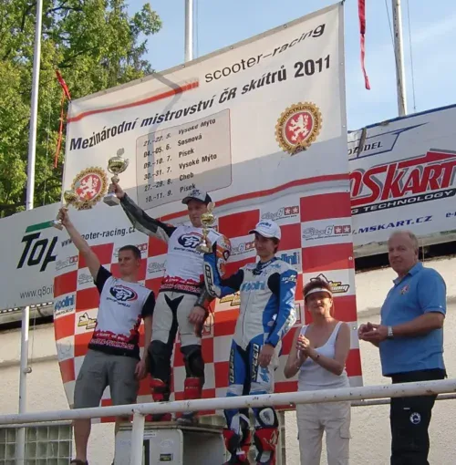 Autoklub-pisek-skutr