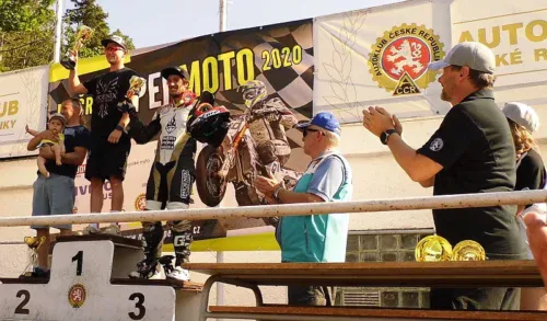 Autoklub-pisek-supermoto